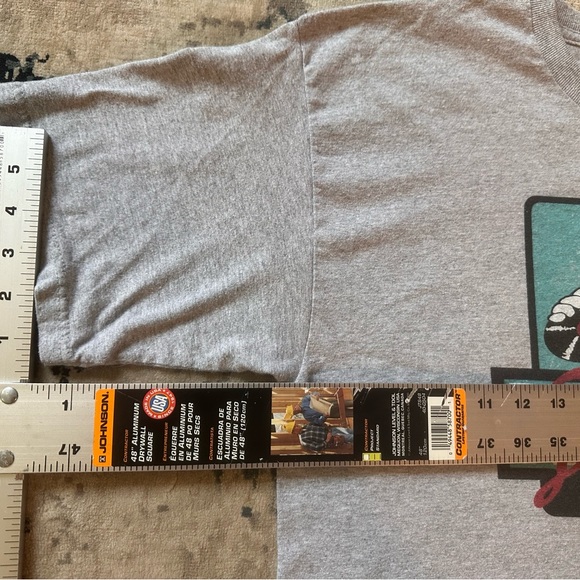 Delicious Vinyl Record Label T-shirt! Size Large - Picture 3 of 8